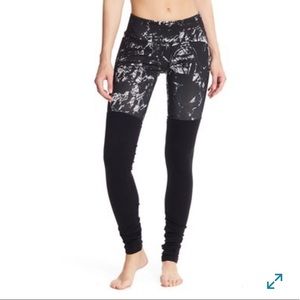 Alo Goddess Ribbed Leggings